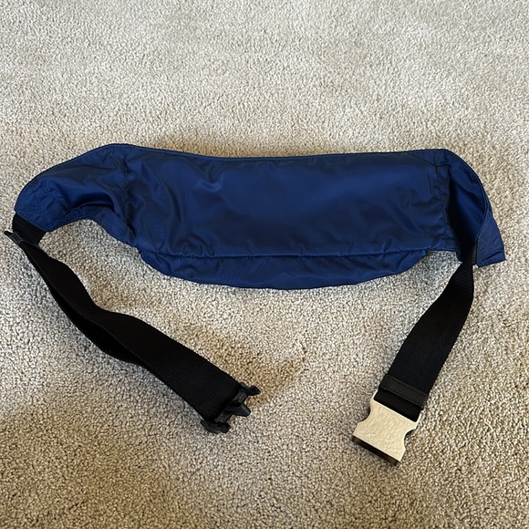 PRADA Re-Nylon and Saffiano leather belt bag NAVY - Picture 10 of 17